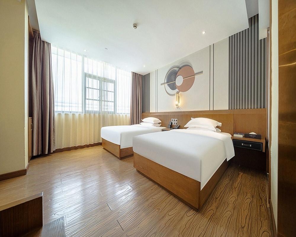 ELITE James Joyce Coffetel Guangzhou Room Type - Superior Twin Room