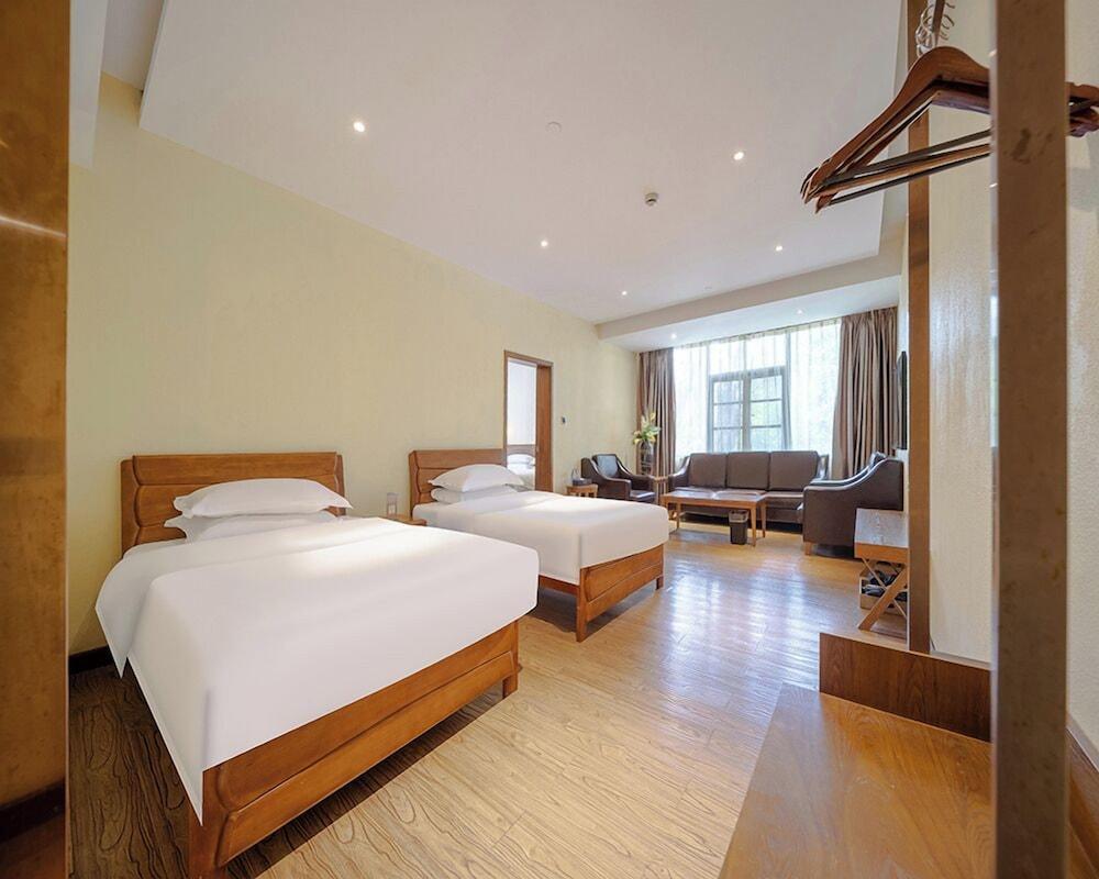 ELITE James Joyce Coffetel Guangzhou Room Type - Family Suite