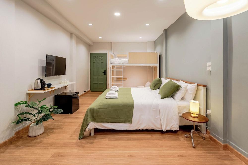 Bluehouse191 hometel Room Type - Deluxe Family Room