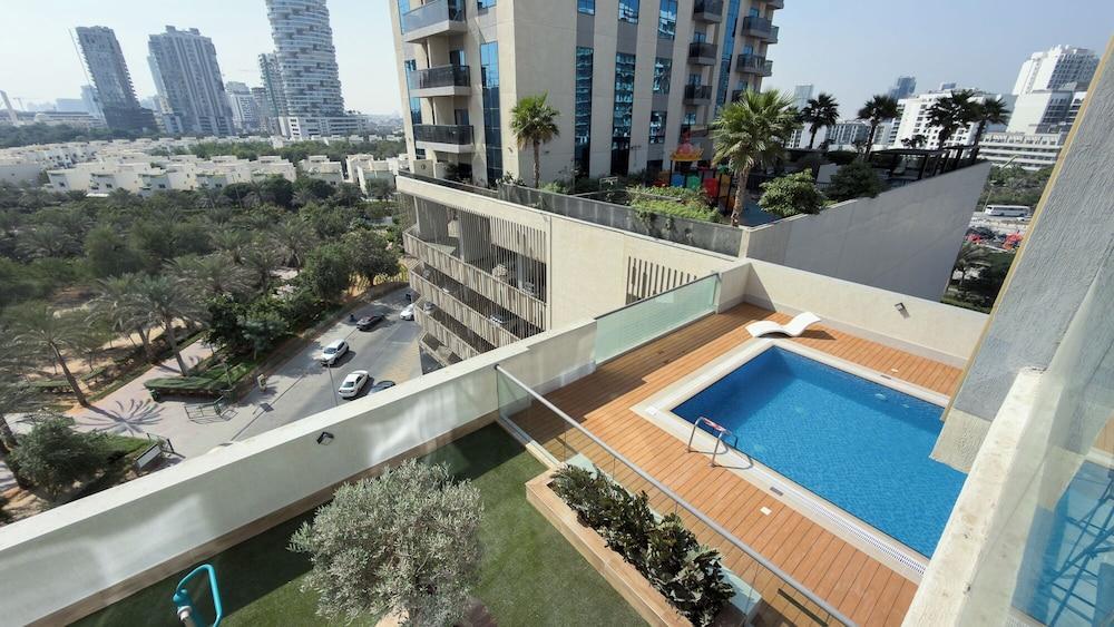 JVC Apart Pool Jogging Track & PlayArea - Tap to explore photos