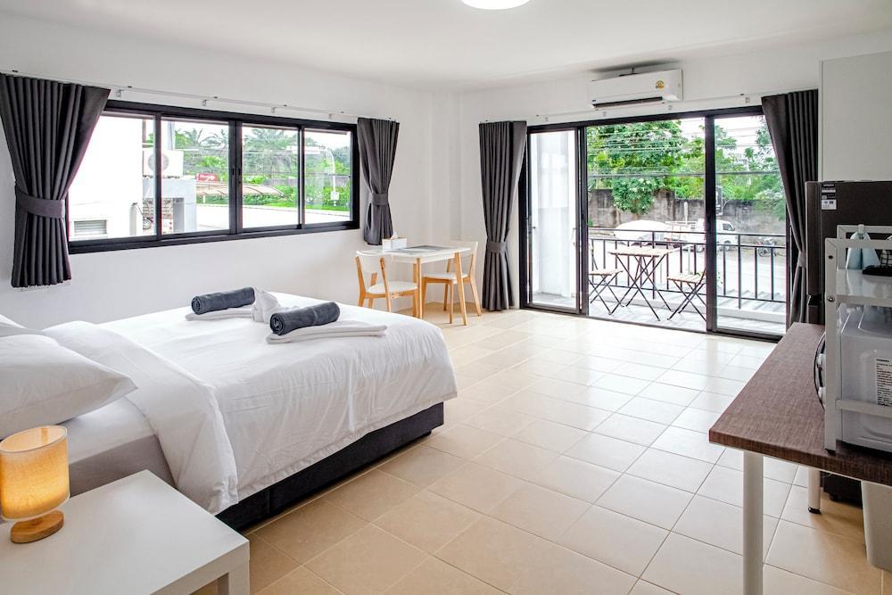 Stay White Orchid Room Type - Deluxe Double Room, Partial Sea View Stay White Orchid Room Type - Deluxe Double Room, Partial Sea View