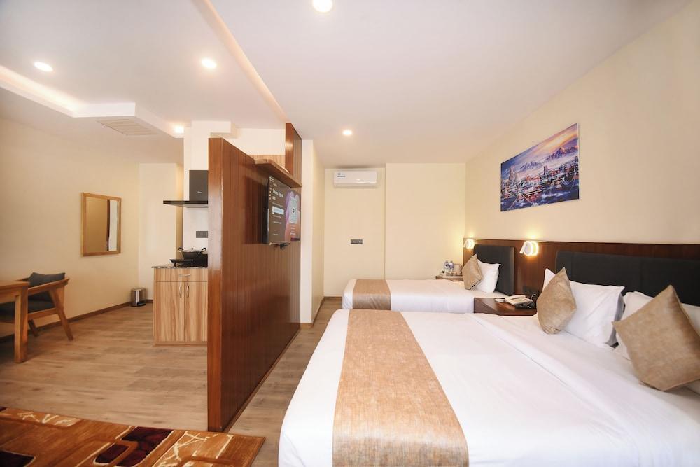 Hotel Cozy Heaven Room Type - Deluxe Apartment, City View Hotel Cozy Heaven Room Type - Deluxe Apartment, City View