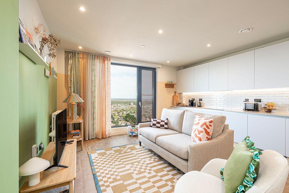 The Eades Laura Perryman 1 Bed Room Type - House
