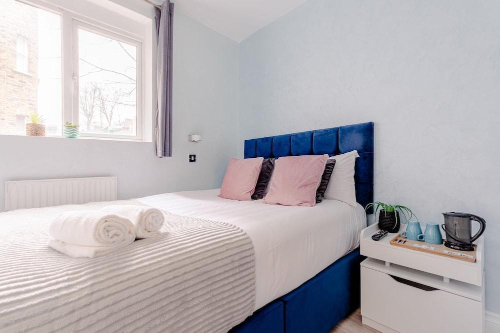 ND Hotel Room Type - Basic Double Room, Private Bathroom (Room 05)