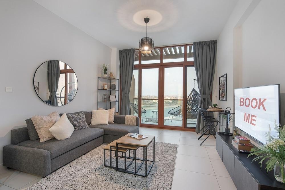 Tranquil Studio With Unmatched Ocean Views in Palm