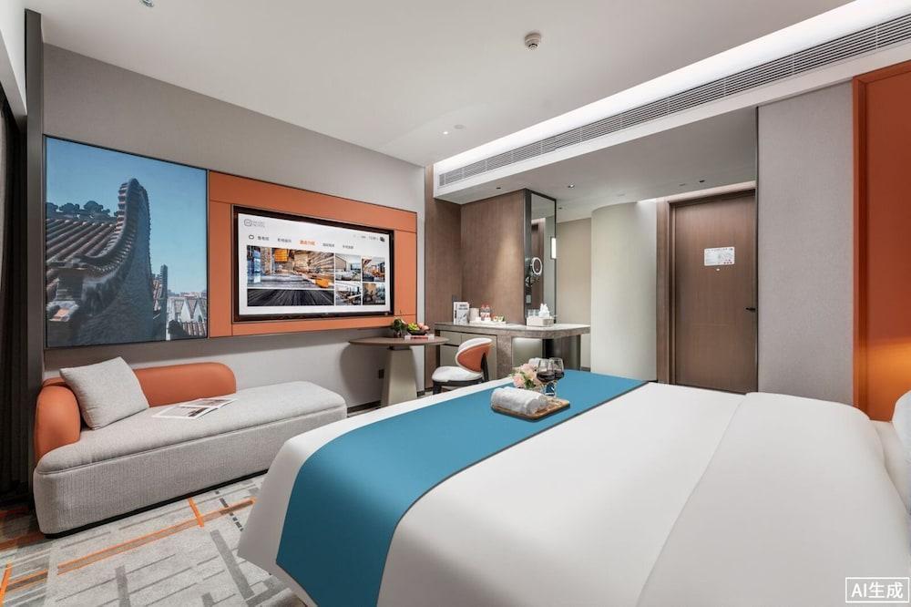 From.K Hotel (Guangzhou Tianhe Zhengjia Plaza Tiyuxi Road Metro Station Branch) Room Type - Premier Double Room