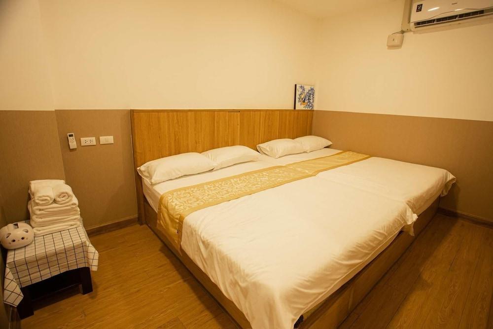 Dado9 Room Type - Family Room