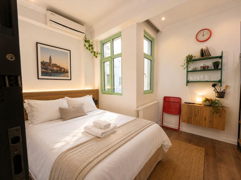 Palmy Istiklal Room Type - Basic Studio, City View