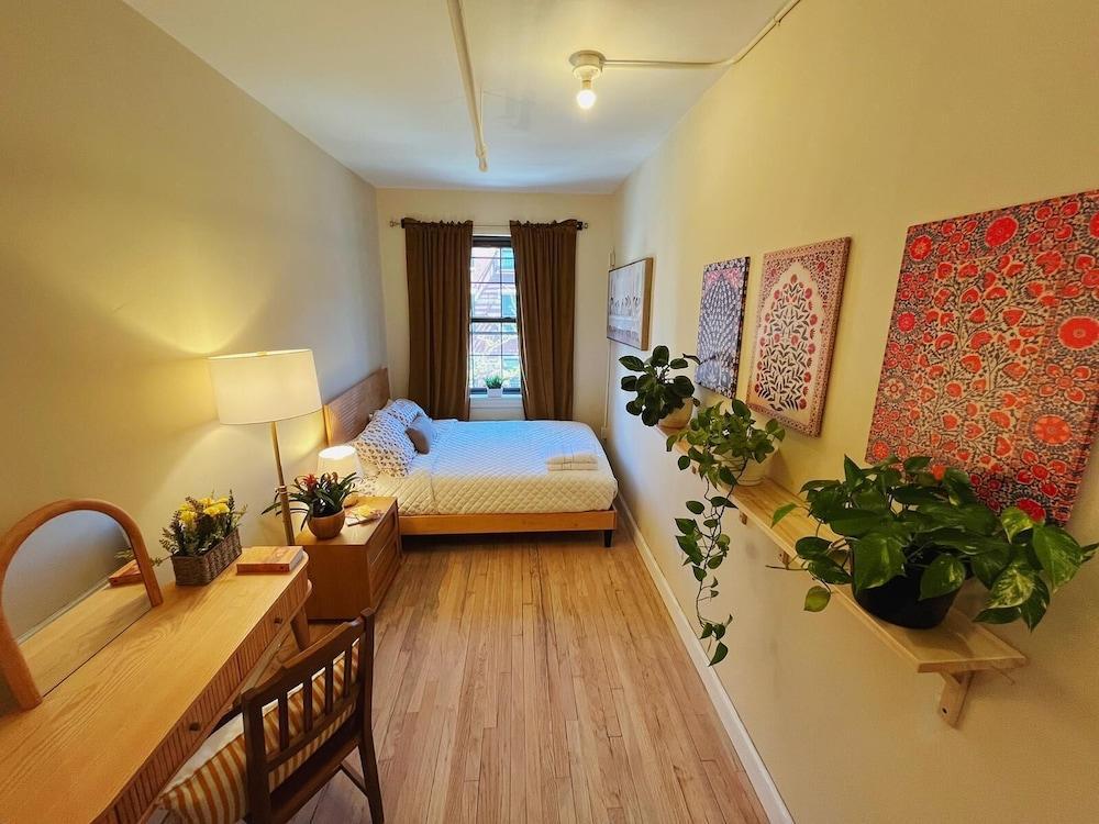 Interfaith 21 Room Type - Standard Room, 1 Double Bed (Shared Bathrooms)