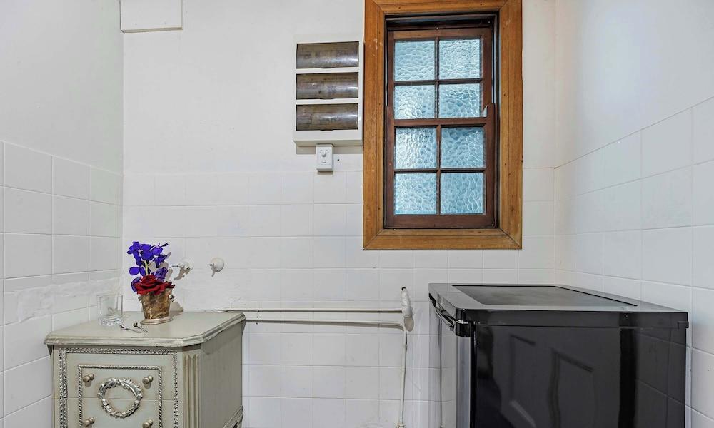Metawisebnb Studio Near Uni Broadway Transport - Tap to explore photos