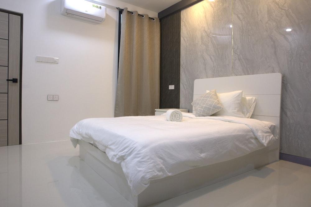 Moro SW Laamu Room Type - Deluxe Double Room, Beach View