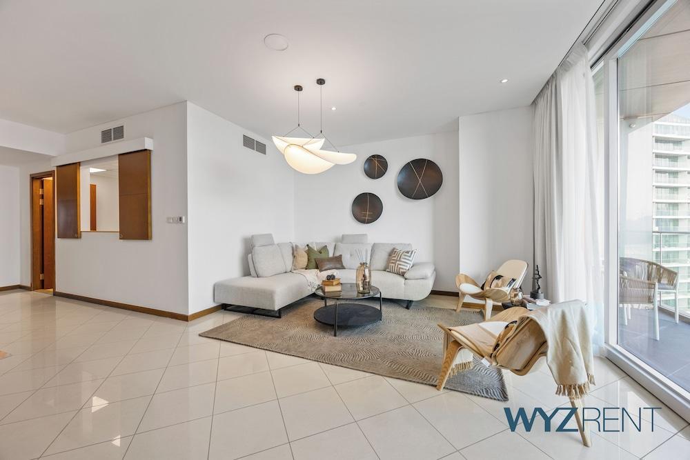 WYZ RENT|Creekside Haven 2BR Marsa Plaza DFC - Tap to explore photos