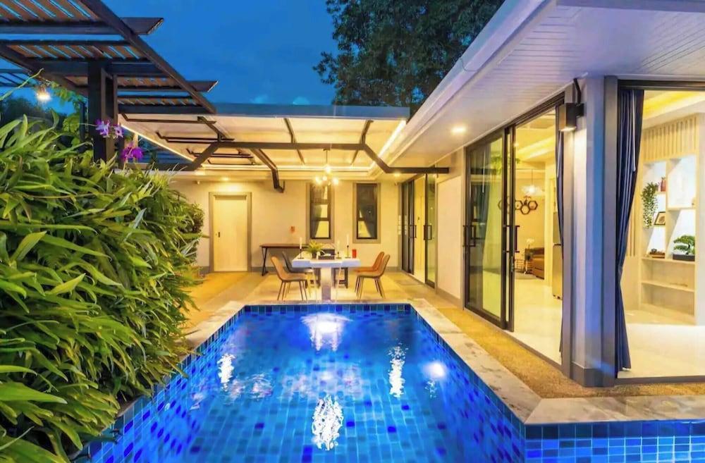 Pool Villa Suchada 3 Bedrooms max 7 Peoples - Tap to explore photos