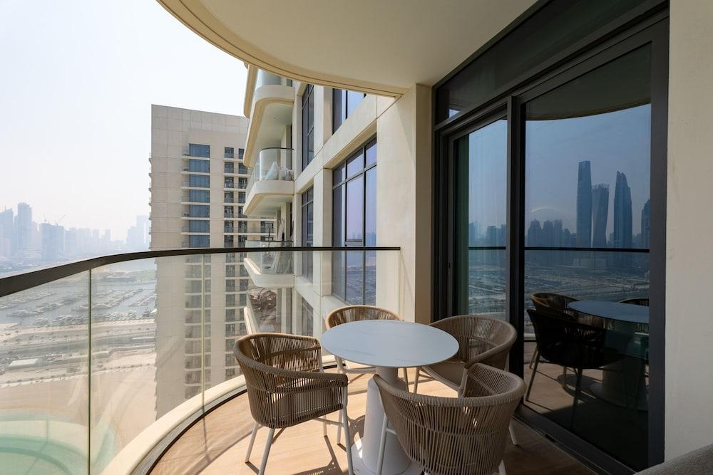 Modern 2BR Emaar Beachfront w Pvt Beach Access - Tap to explore photos