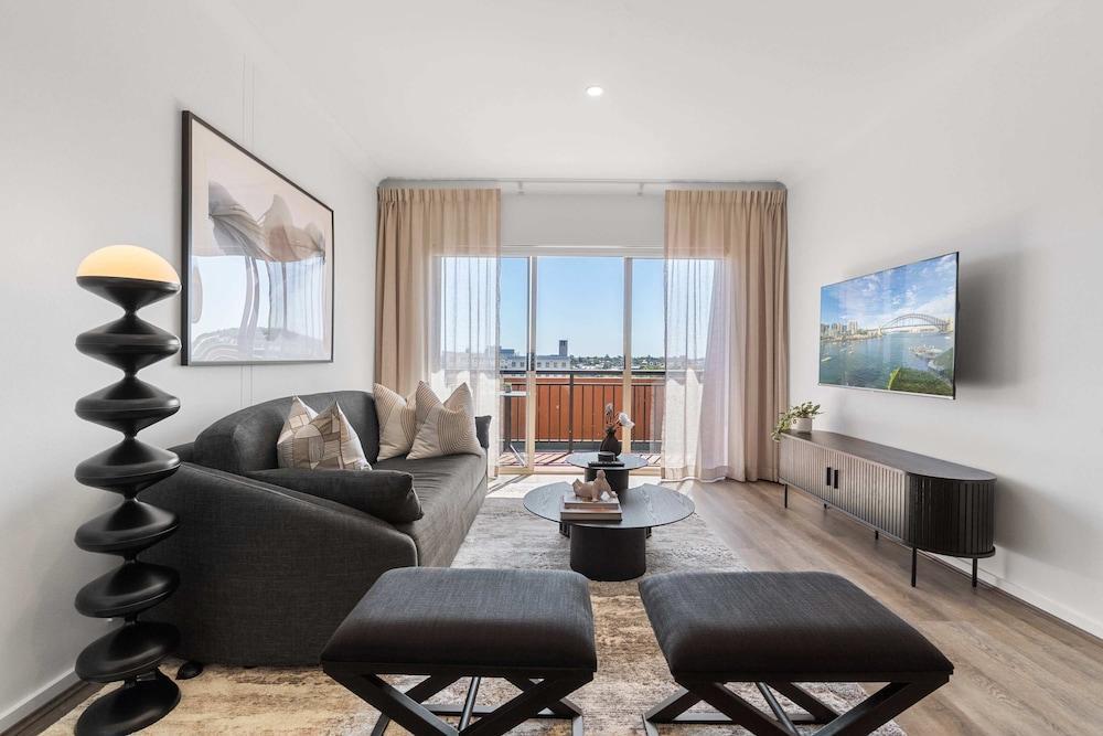 Camperdown Cozy Corner 10 Room Type - House