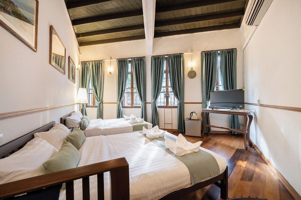 Arun Sa Wad - 103 Nana Room Type - Superior Quadruple Room, 2 Queen Beds Arun Sa Wad - 103 Nana Room Type - Superior Quadruple Room, 2 Queen Beds