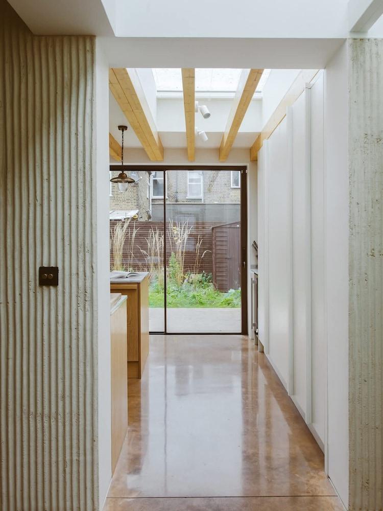 Architectural Digest - 2 bed - Tap to explore photos