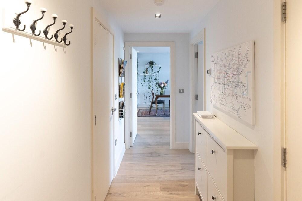 Modern&bright 60m2/650sqft Flat With King bed