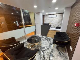 Qline Hotel