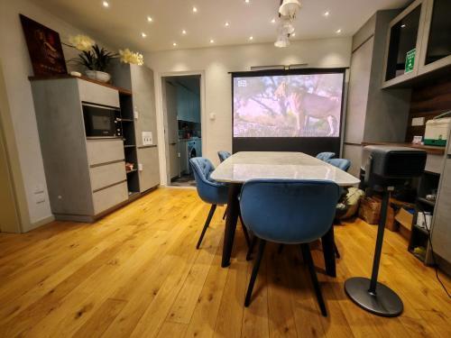 Shanghai Meiyinlin Guesthouse English Service VPN-embedded WiFi Free Laundry and Luggage Storage 宠物友 - Tap to explore photos