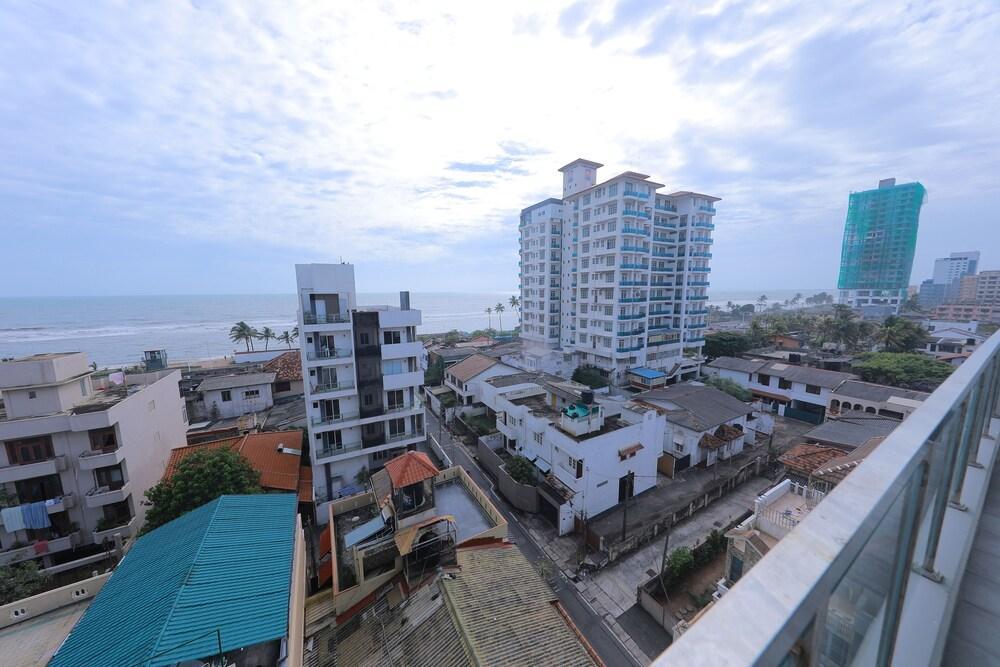Luxury Condo in Colombo 6