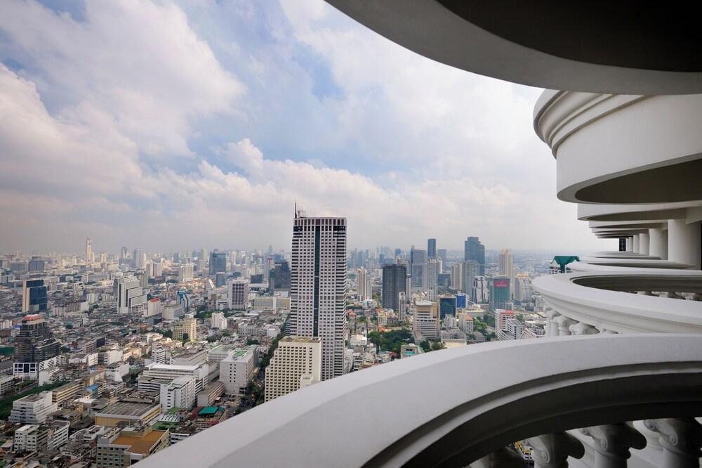 lebua Suite City View With Breakfast