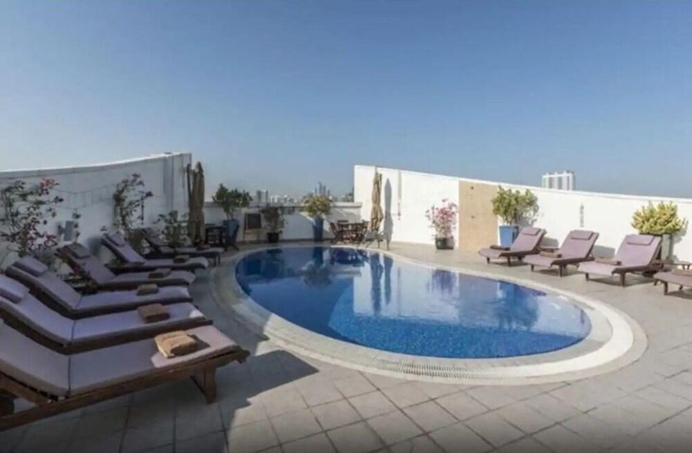Modern OneBedroomApartment With Balcony In Barsha - Tap to explore photos
