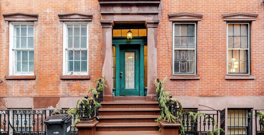 Beautiful studio in West Village brownstone