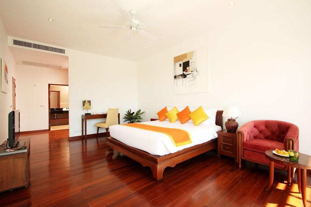 Luxury Sea View Condo Kamala - Tap to explore photos