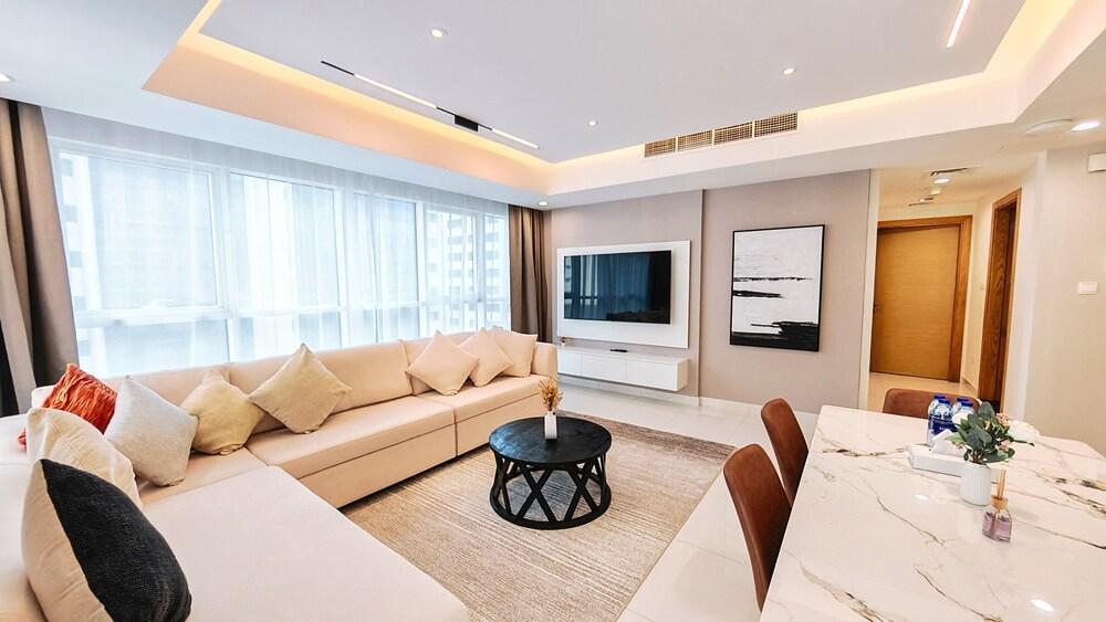Modern Apartment Abu Dhabi, 2BD, Beach View - Tap to explore photos