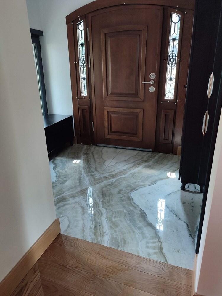 Luxury villa - Tap to explore photos