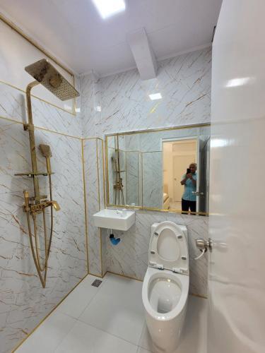 Ontrack Travel Transit Hotel Room Type - Twin Room with Private Bathroom