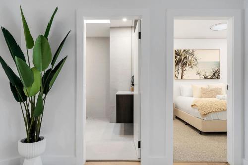 Sydney Harbour-Front Home With Views & Parking