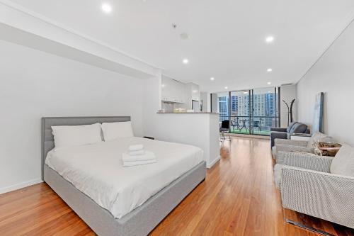 Sydney CBD Studio I City Views I Sleeps 4 People