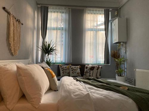 Balat Boutique Hotel - Tap to explore photos