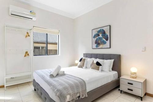 Cheerful Two Bedroom house