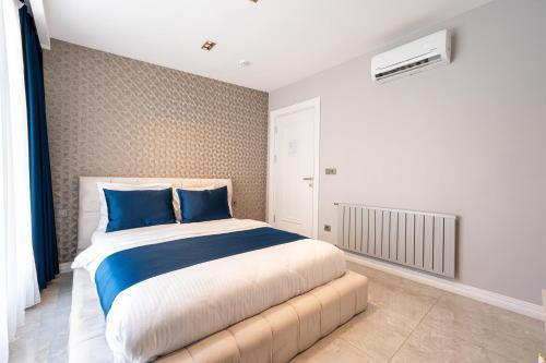 Elite World Homes Istanbul Bosphorus Room Type - Presidential Suite with King Size Bed, Sea View