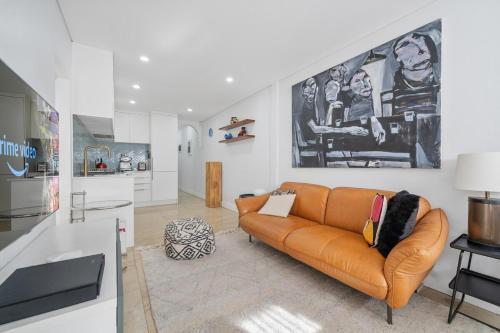 Gallery on Kent - Prime Location - Tap to explore photos