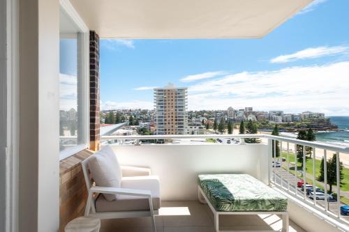 Stunning Beachfront penthouse-Beach District Views