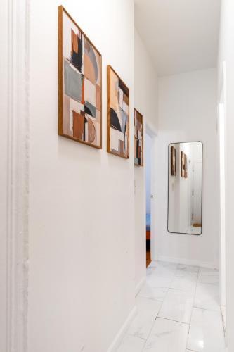 Aura Style 3BD Suite at Times Square Manhattan - Tap to explore photos