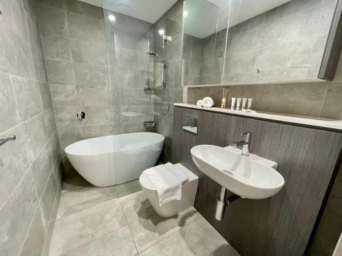 Olympic Park Delight - 2 Bdrm -Parking - Views - Tap to explore photos