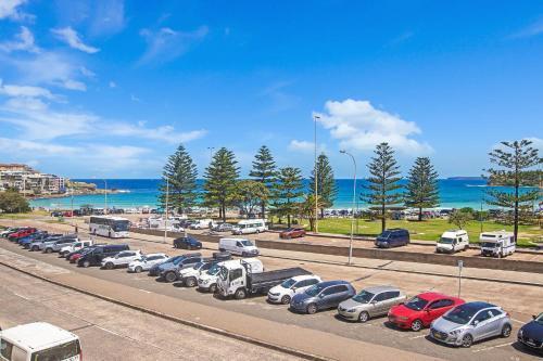 Beachside 2bed Escape - Beach Views - Tap to explore photos