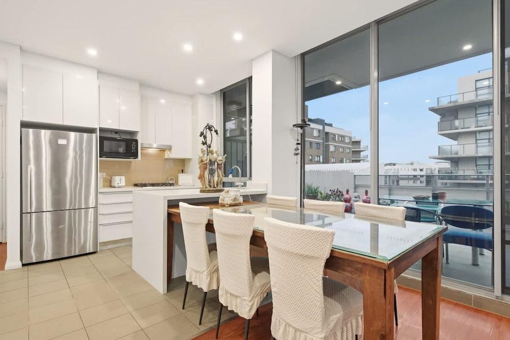 Metawise BnB Bright Open 2BR Arncliffe Sleeps 6