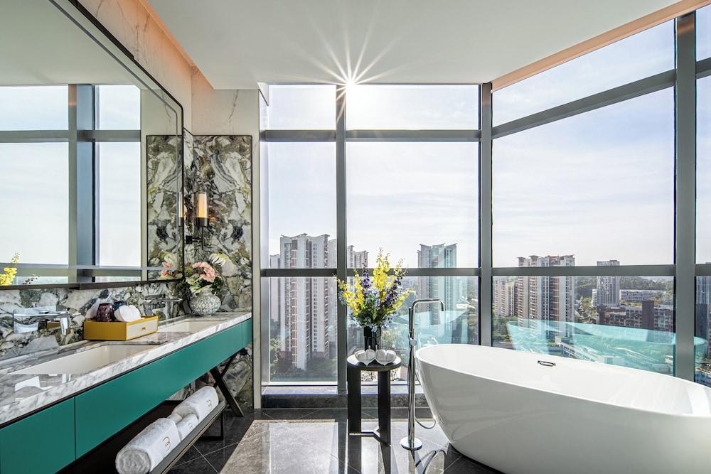 Buddy Feely Hotel Room Type - Executive Double Room, City View