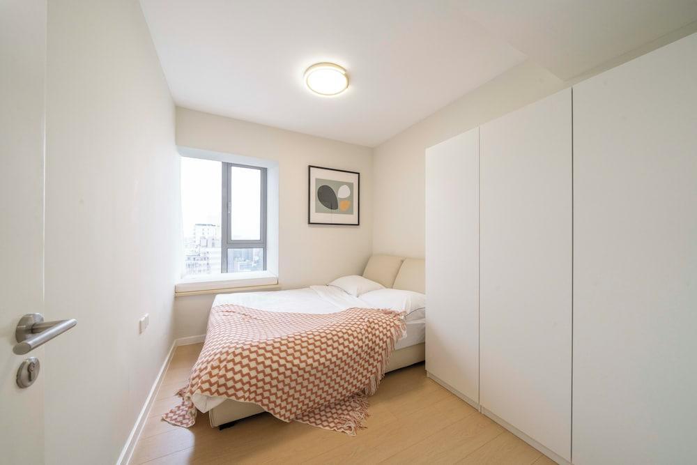 Tyms 3BR Duplex APT Xujiahui Shanghai Room Type - Superior Apartment, 3 Bedrooms, Balcony, City View