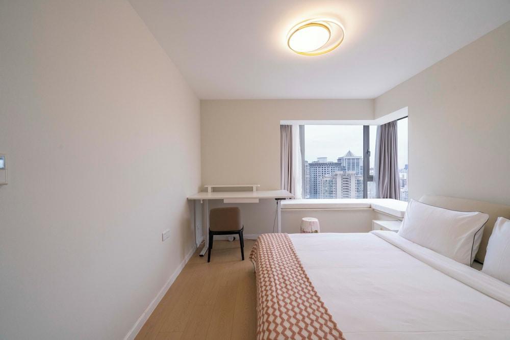 Tyms 3BR Duplex APT Xujiahui Shanghai - Tap to explore photos