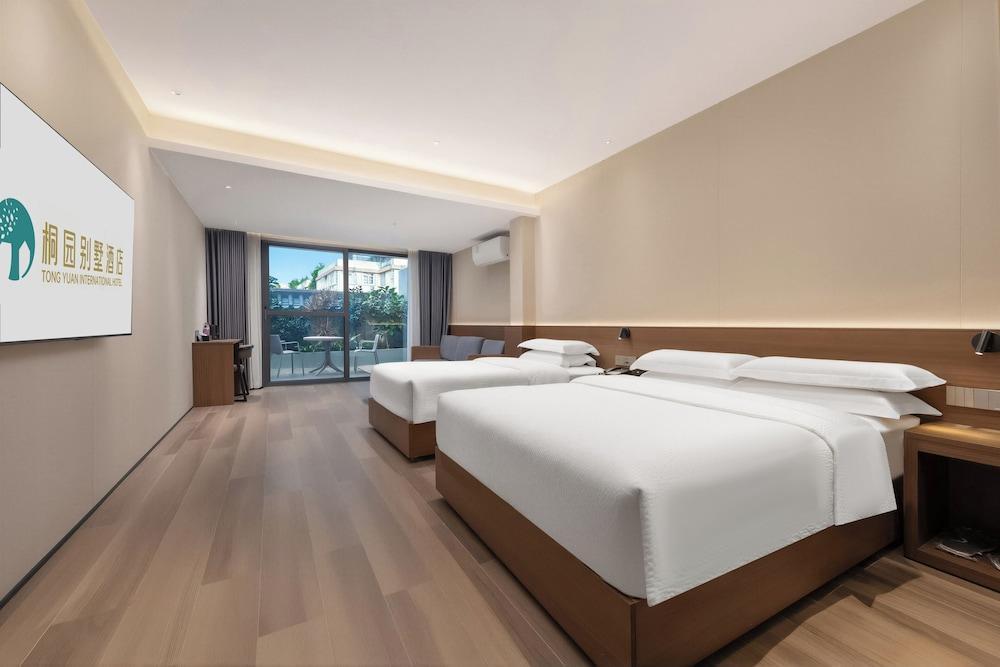 Tong Yuan International Hotel Guangzhou East Railway Station Meihuayuan Subway Station Branch Room Type - Family Twin Room, Courtyard View, Courtyard Area Tong Yuan International Hotel Guangzhou East Railway Station Meihuayuan Subway Station Branch Room Type - Family Twin Room, Courtyard View, Courtyard Area