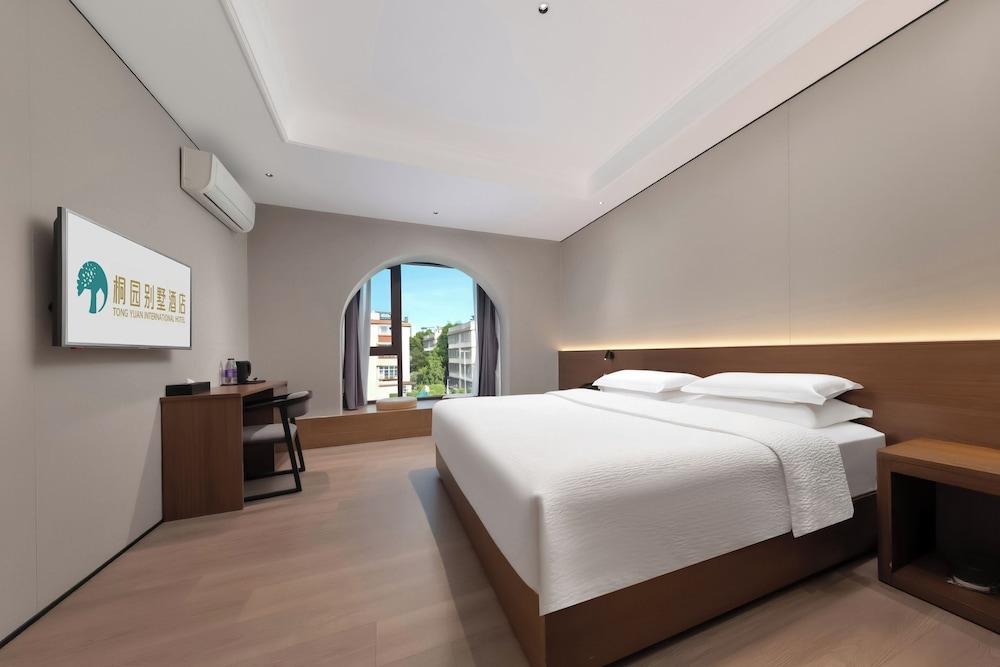Tong Yuan International Hotel Guangzhou East Railway Station Meihuayuan Subway Station Branch Room Type - Superior Double Room, Courtyard View