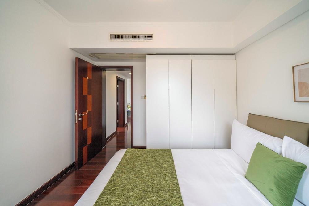 Tyms Modern 2BR APT Yucui Garden - Tap to explore photos
