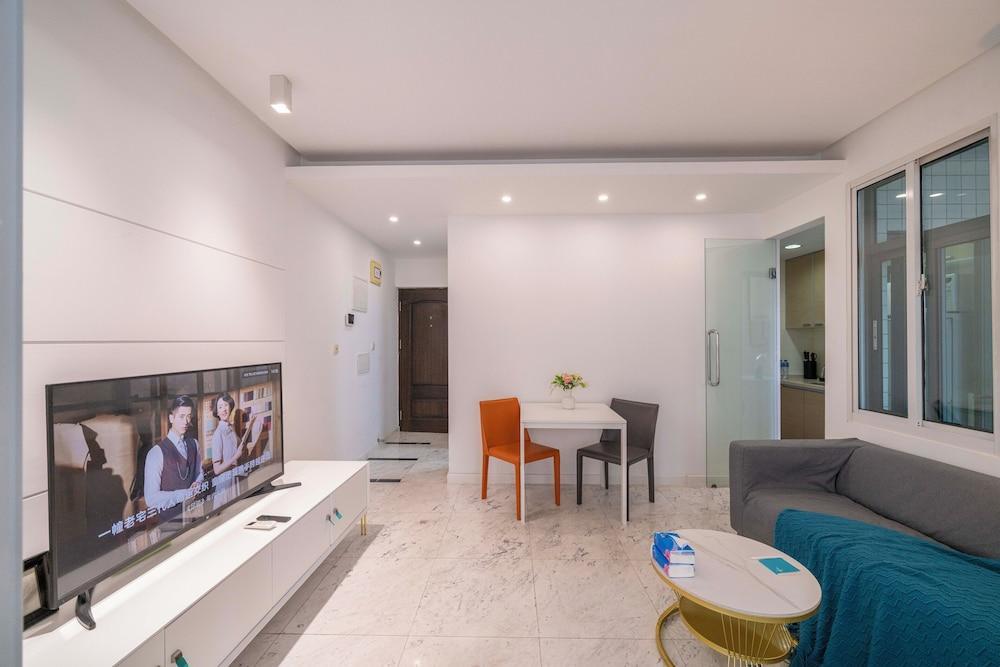 Tyms 1BR APT TianShan Dynasty View - Tap to explore photos